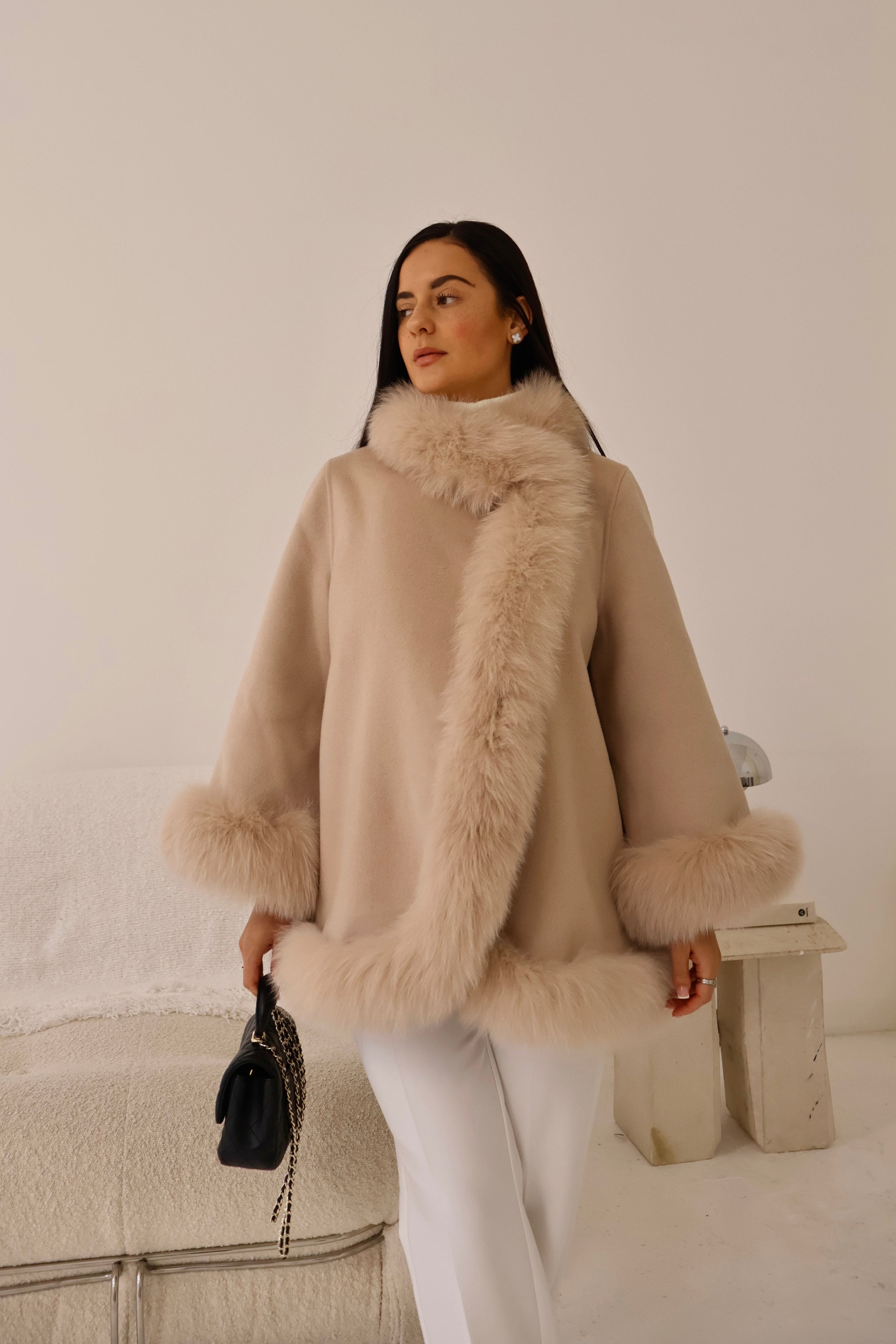 Luxurious shearling soft popular fur collar and cuff set