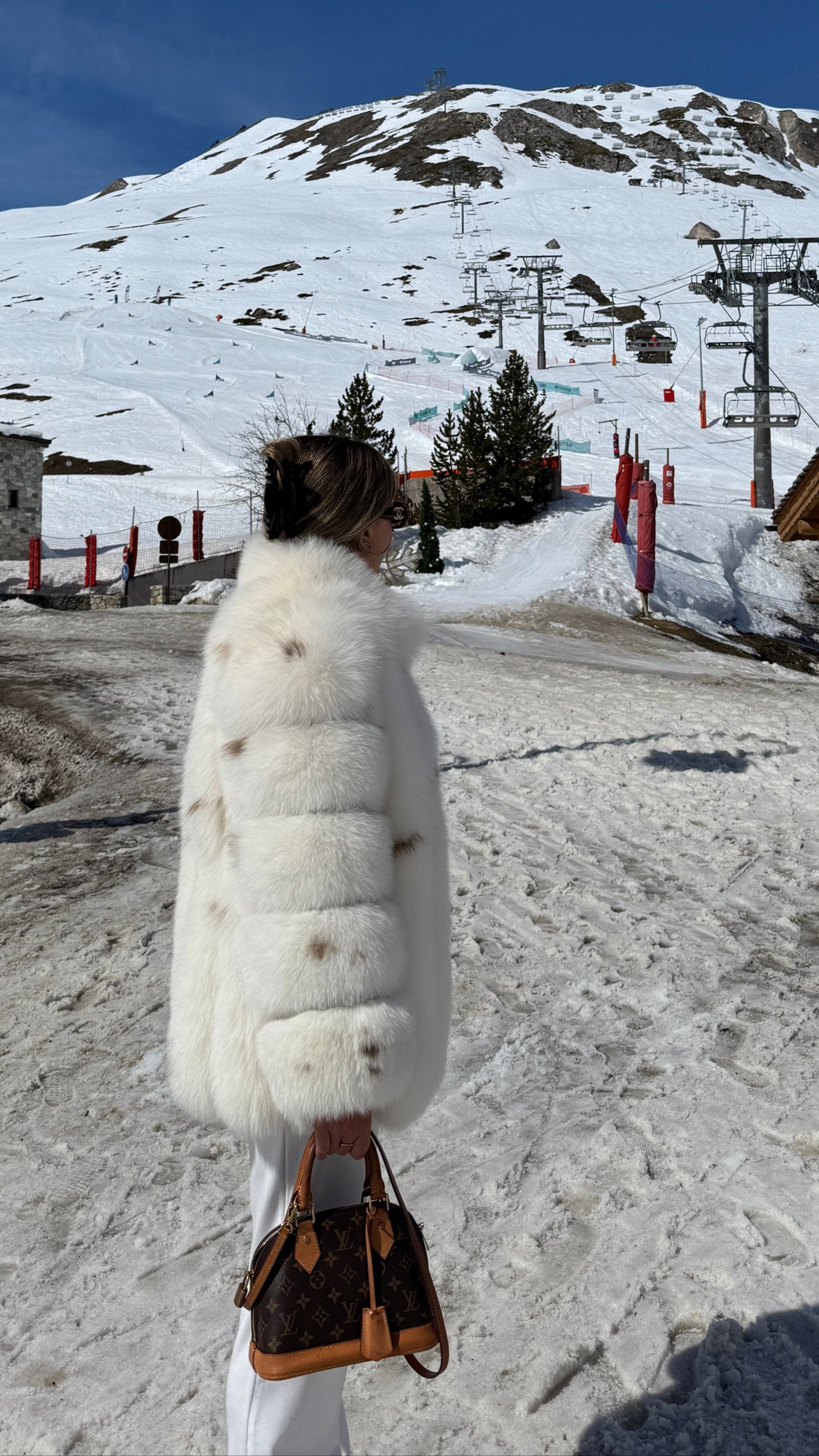 Long Collar Fur Coat - Ivory Mink – Dolcie London