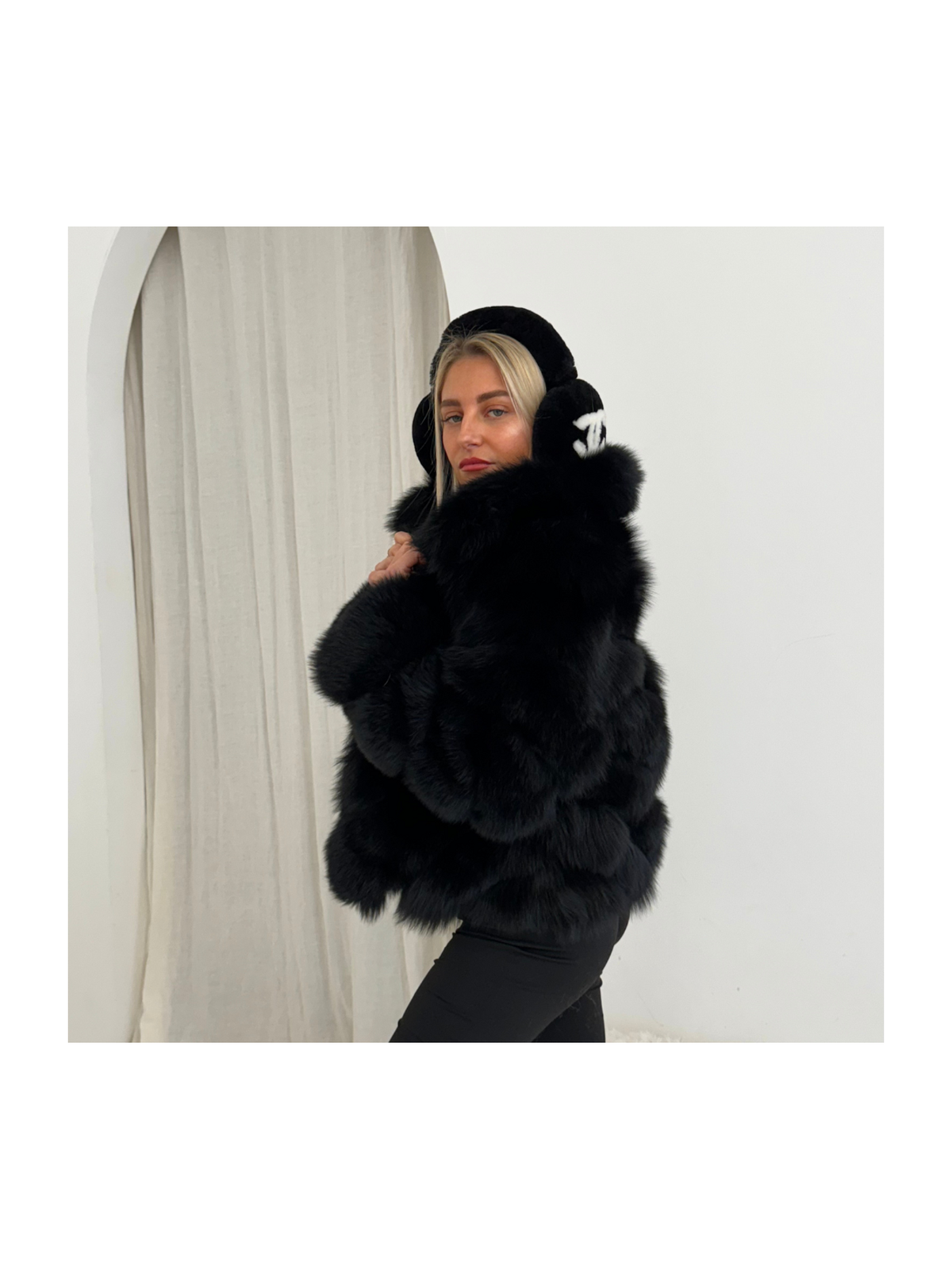 Overlap fox fur coat with collar – view 2